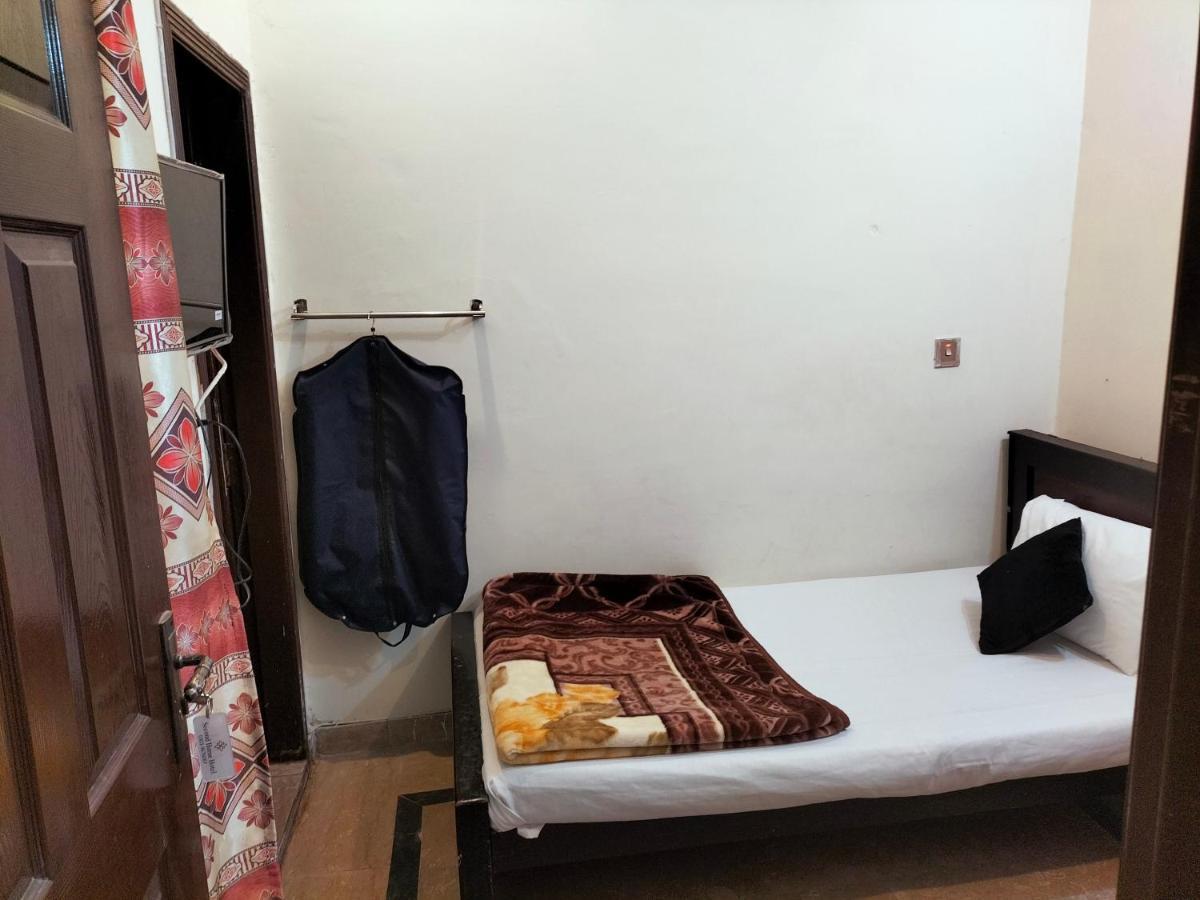 Hotel Second Home Lahore Exterior photo